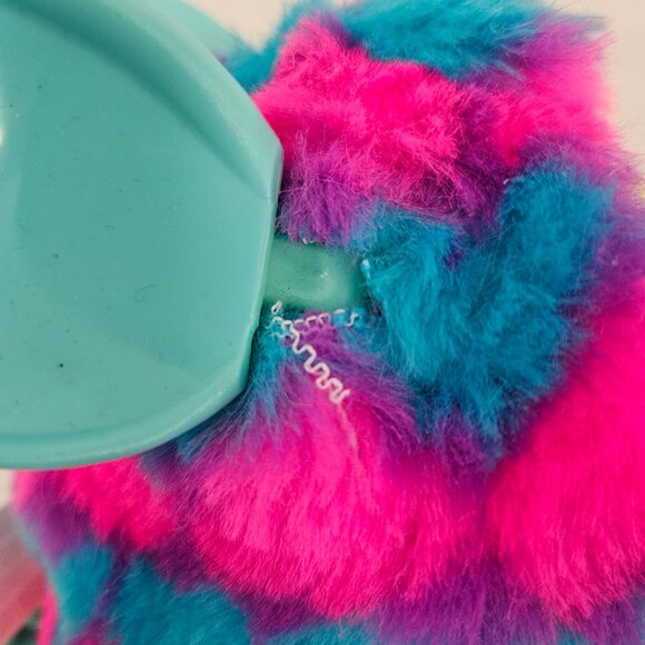 Hasbro Furby Boom Pink & Blue Hearts – Interactive Electronic Toy – 6” - Picture 10 of 11